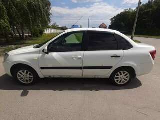 2013 Lada (ВАЗ) Granta I, белый, 570000 рублей, вид 2