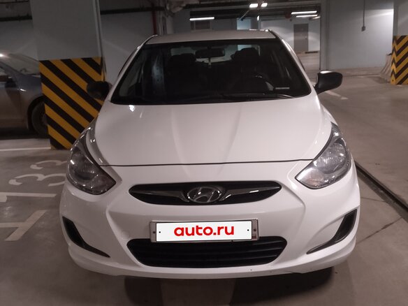 2012 Hyundai Solaris I, белый, 999999 рублей - вид 1