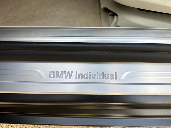 2016 BMW 7 серии 750i xDrive VI (G11/G12), коричневый, 5200000 рублей - вид 19