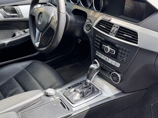 2011 Mercedes-Benz C-Класс 250 III (W204) Рестайлинг, белый, 1100000 рублей, вид 5