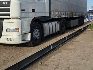 2012 DAF XF 105, белый, 5800000 рублей, вид 3