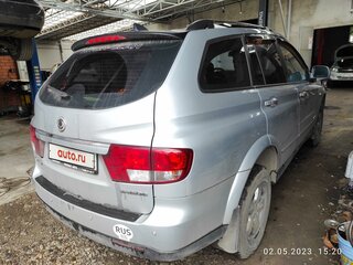 2009 SsangYong Kyron 6-speed I Рестайлинг, серебристый, 770000 рублей, вид 4