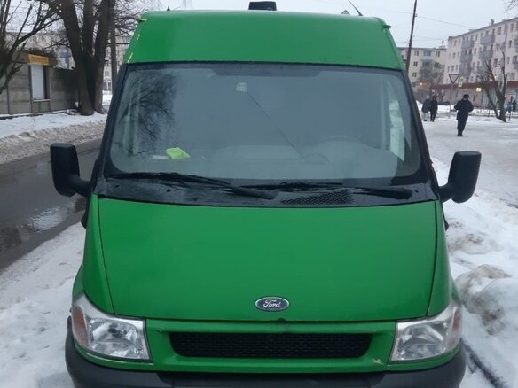 2000 Ford Transit, зелёный, 287666 рублей