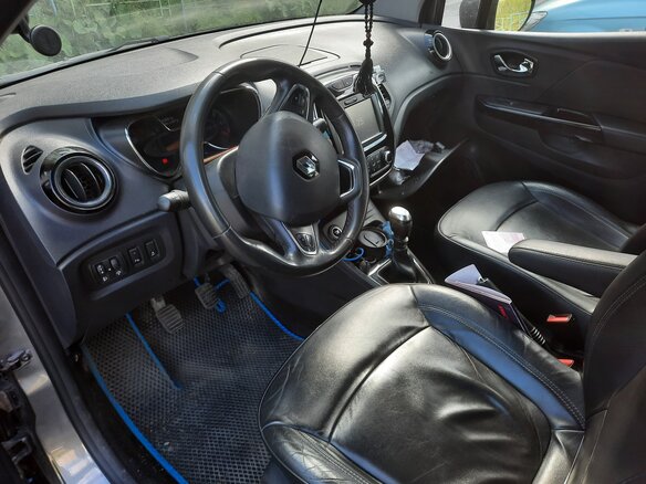 2017 Renault Kaptur I, серый, 1500000 рублей - вид 5