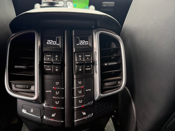 2013 Porsche Cayenne II (958), чёрный, 2800000 рублей - вид 10