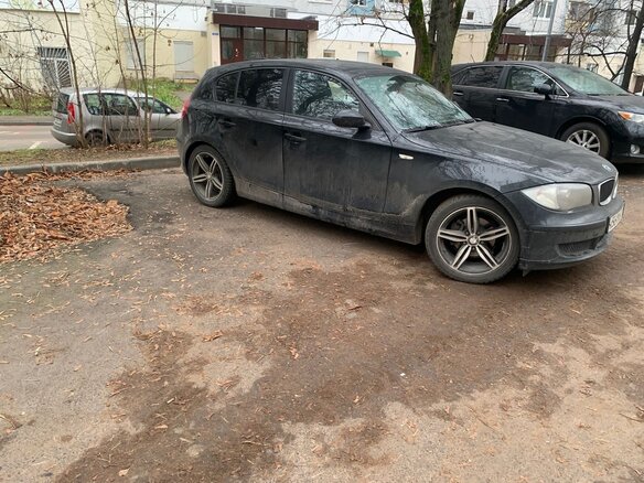 2009 BMW 1 серии 116i I (E81/E82/E87/E88) Рестайлинг, чёрный, 770000 рублей - вид 5