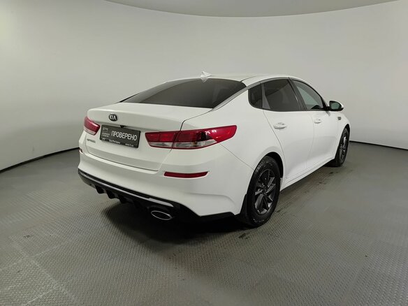 2020 Kia Optima IV Рестайлинг, белый - вид 4