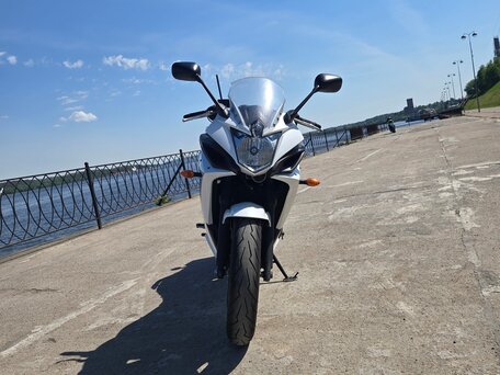 2011 Yamaha XJ6 (FZ6R), белый, 470000 рублей, вид 4