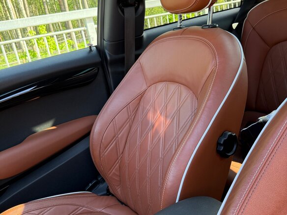 2019 Mini Hatch Cooper S III (F55/F56) Рестайлинг, оранжевый, 3050000 рублей - вид 14