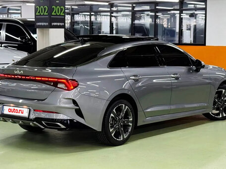 2021 Kia K5 III, серый, 2215000 рублей, вид 3
