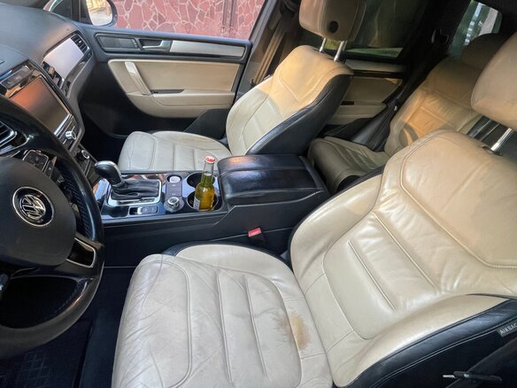 2010 Volkswagen Touareg II, чёрный, 1485000 рублей - вид 7