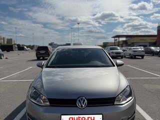2014 Volkswagen Golf VII, серебристый, 1350000 рублей, вид 3