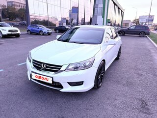 2013 Honda Accord IX, белый, 1650000 рублей, вид 4