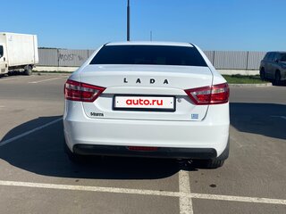 2017 Lada (ВАЗ) Vesta I, белый, 740000 рублей, вид 4