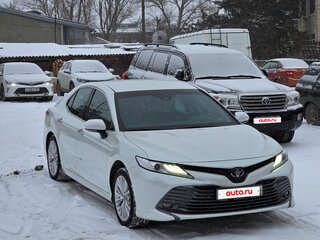 2020 Toyota Camry VIII (XV70), белый, 3400000 рублей, вид 4