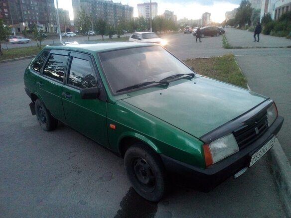 2000 Lada (ВАЗ) 2109, зелёный