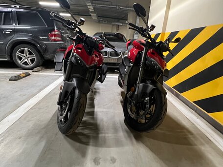 2021 Ducati Streetfighter V4, красный, 2200000 рублей, вид 5
