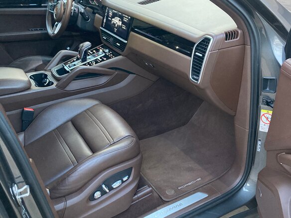 2020 Porsche Cayenne III, серый, 8200000 рублей - вид 7