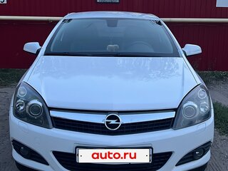 2010 Opel Astra GTC H Рестайлинг, белый, 850000 рублей, вид 1