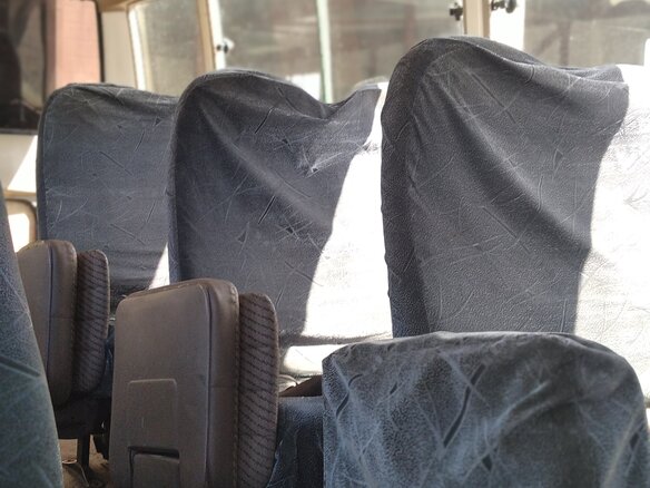 1998 Toyota Coaster, белый, 314000 рублей - вид 5