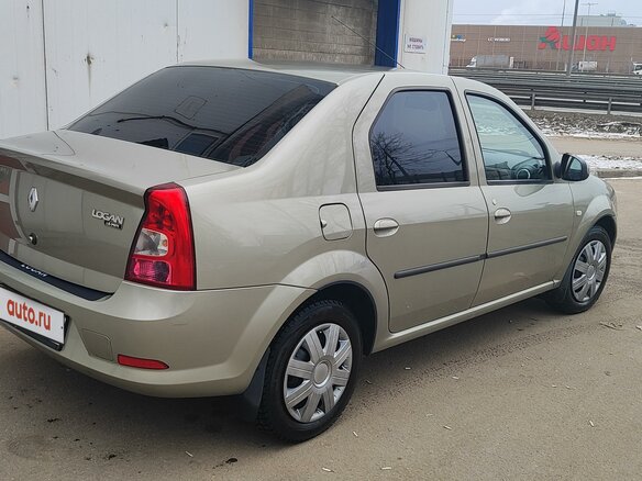 2013 Renault Logan I Рестайлинг, бежевый, 420000 рублей - вид 6
