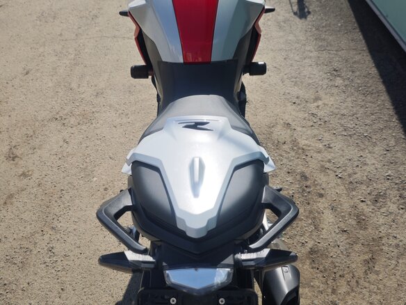 2020 BMW F 900 R, чёрный, 1000000 рублей - вид 9