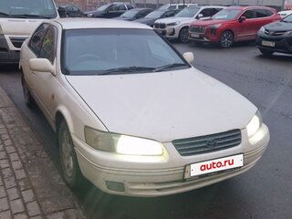 1997 Toyota Camry Gracia IV (XV20), белый, 550000 рублей, вид 1