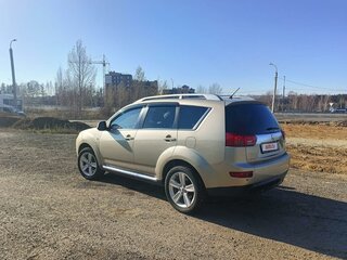 2008 Peugeot 4007, бежевый, 1070000 рублей, вид 4