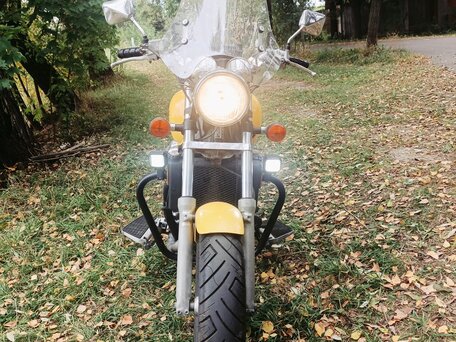 1993 Honda VF 750, жёлтый, 400000 рублей, вид 5