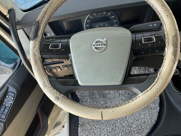 2015 Volvo FH, серый, 7250000 рублей - вид 27