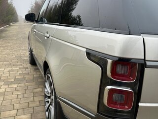 2019 Land Rover Range Rover IV Рестайлинг, золотистый, 9200000 рублей, вид 5