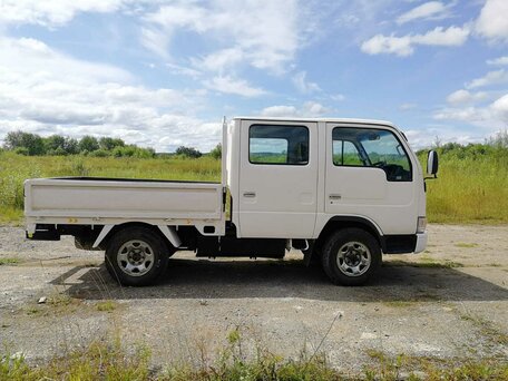 2000 Nissan Atlas, белый, 1800000 рублей, вид 1
