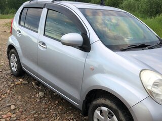 2013 Toyota Passo II (C30), серебристый, 800000 рублей, вид 5