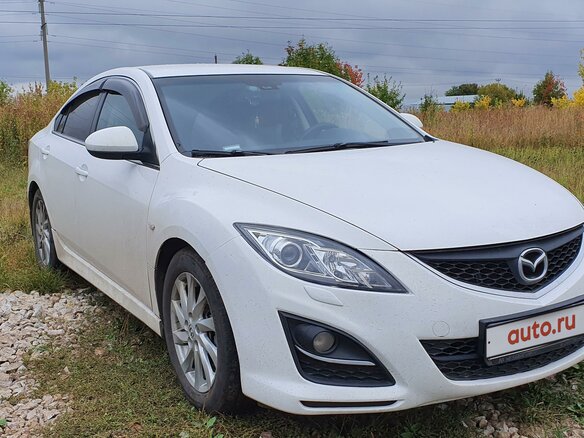 2010 Mazda 6 II (GH) Рестайлинг, белый, 970000 рублей - вид 4