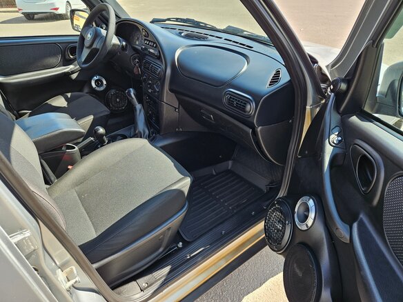 2016 Chevrolet Niva I Рестайлинг, серебристый, 755000 рублей - вид 16