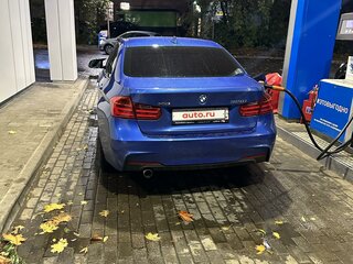2014 BMW 3 серии 320i xDrive VI (F3x), синий, 2200000 рублей, вид 2