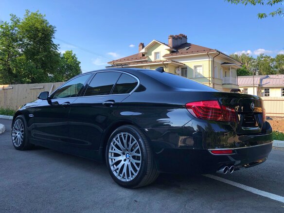 2016 BMW 5 серии 530d xDrive VI (F10/F11/F07) Рестайлинг, чёрный, 2950000 рублей - вид 4