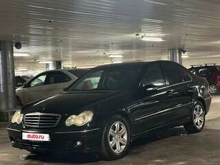2005 Mercedes-Benz C-Класс 230 II (W203) Рестайлинг, чёрный, 270000 рублей, вид 1