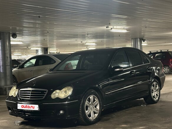 2005 Mercedes-Benz C-Класс 230 II (W203) Рестайлинг, чёрный, 270000 рублей