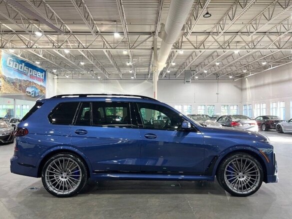 2024 Alpina XB7 G07 Рестайлинг, синий, 23936380 рублей - вид 2