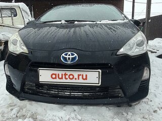 2014 Toyota Aqua I, чёрный, 700000 рублей, вид 1