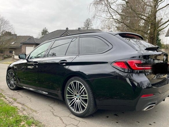 2021 BMW 5 серии 530d VII (G30/G31/G38) Рестайлинг, чёрный, 10200000 рублей - вид 2