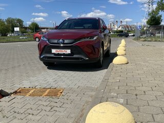 2021 Toyota Venza II, красный, 2975555 рублей, вид 4