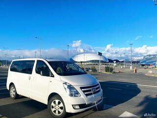 2017 Hyundai Grand Starex I Рестайлинг, белый, 3150000 рублей, вид 2