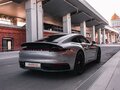 2020 Porsche 911 Carrera 4 VIII (992), серебристый - вид 9