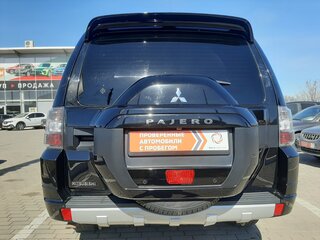 2015 Mitsubishi Pajero IV Рестайлинг 2, чёрный, 2530000 рублей, вид 4