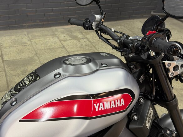 2017 Yamaha XSR900, серый, 845000 рублей - вид 11