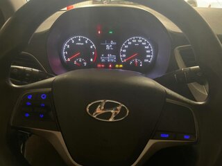 2017 Hyundai Solaris II, серый, 1100000 рублей, вид 5