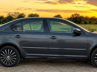 2009 Skoda Octavia II (A5) Рестайлинг, серый, 700000 рублей, вид 2