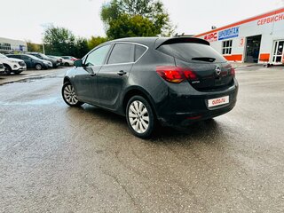 2011 Opel Astra J, чёрный, 750000 рублей, вид 2
